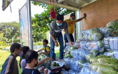 DA dispatches ‘Kadiwa on Wheels’ to deliver cheaper vegetables to Abra